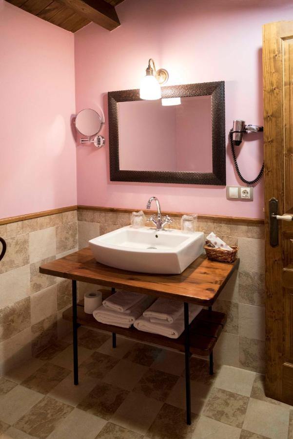 Hotel Rural Casona Trabadelo เบกาโด ภายนอก รูปภาพ
