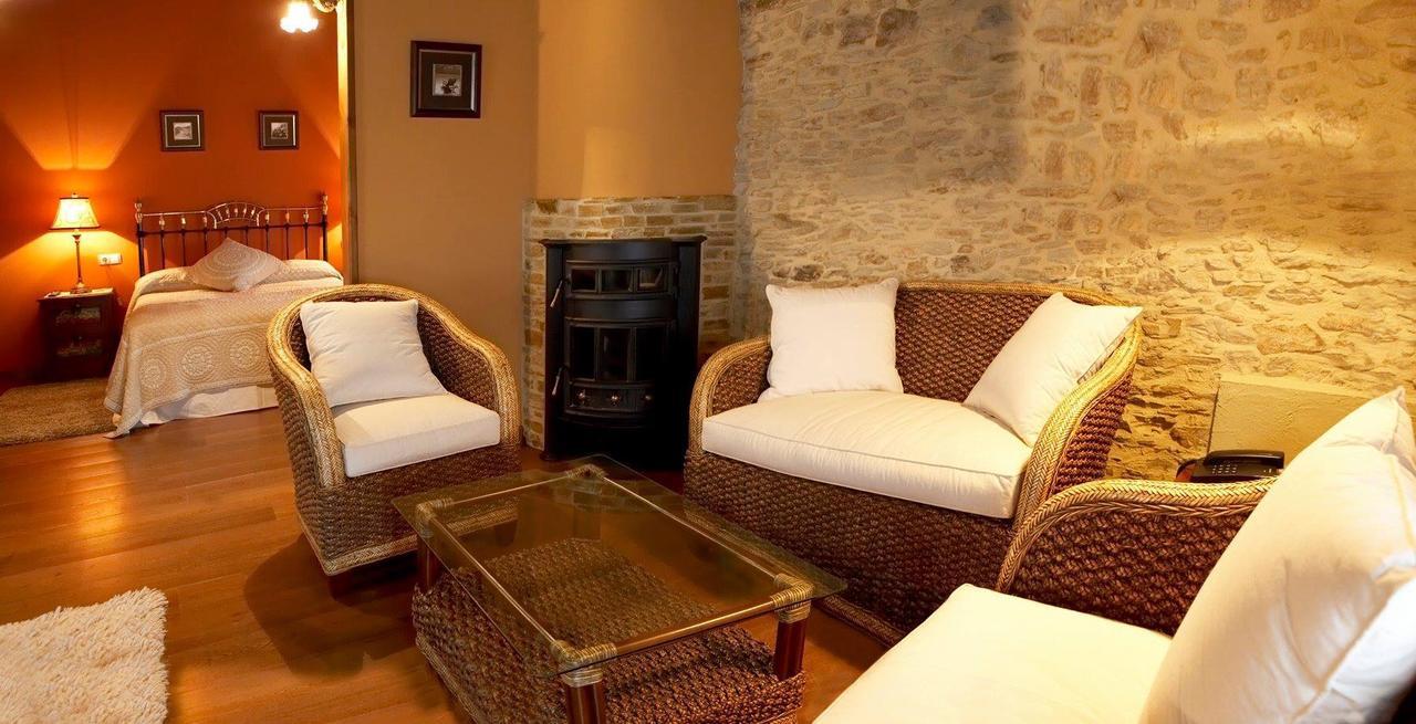 Hotel Rural Casona Trabadelo เบกาโด ภายนอก รูปภาพ