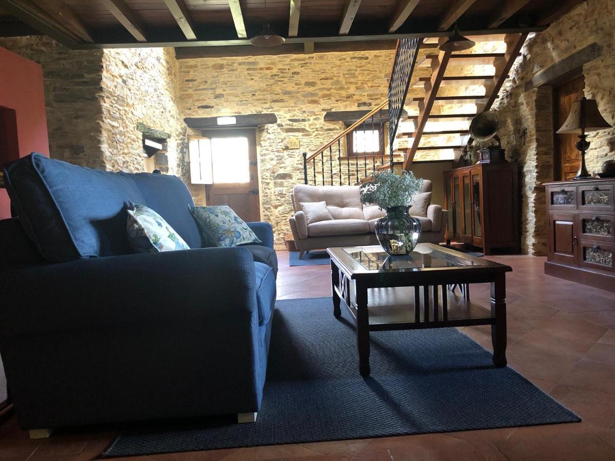 Hotel Rural Casona Trabadelo เบกาโด ภายนอก รูปภาพ